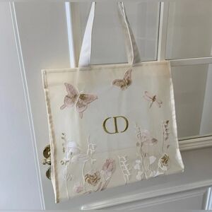 NWT DIOR Beauty Large Floral Mesh Tote!